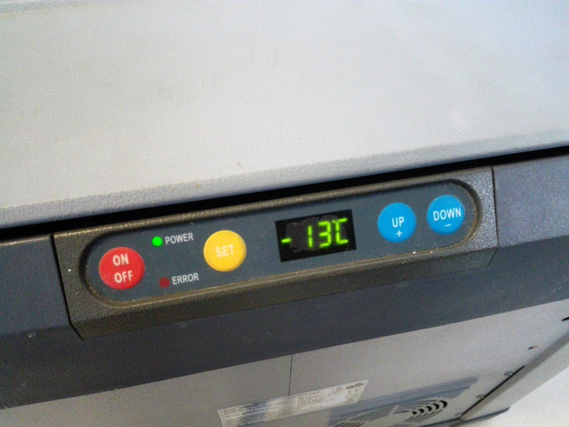 nevera congelador portatil waeko 220v 12v plastico 47x50x80 1u